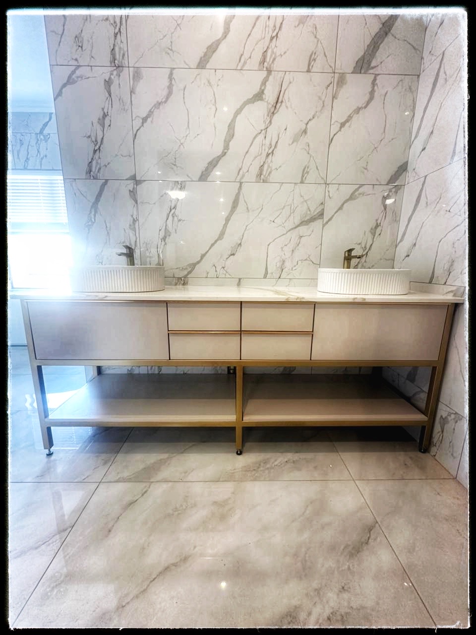Bathroom vanity design