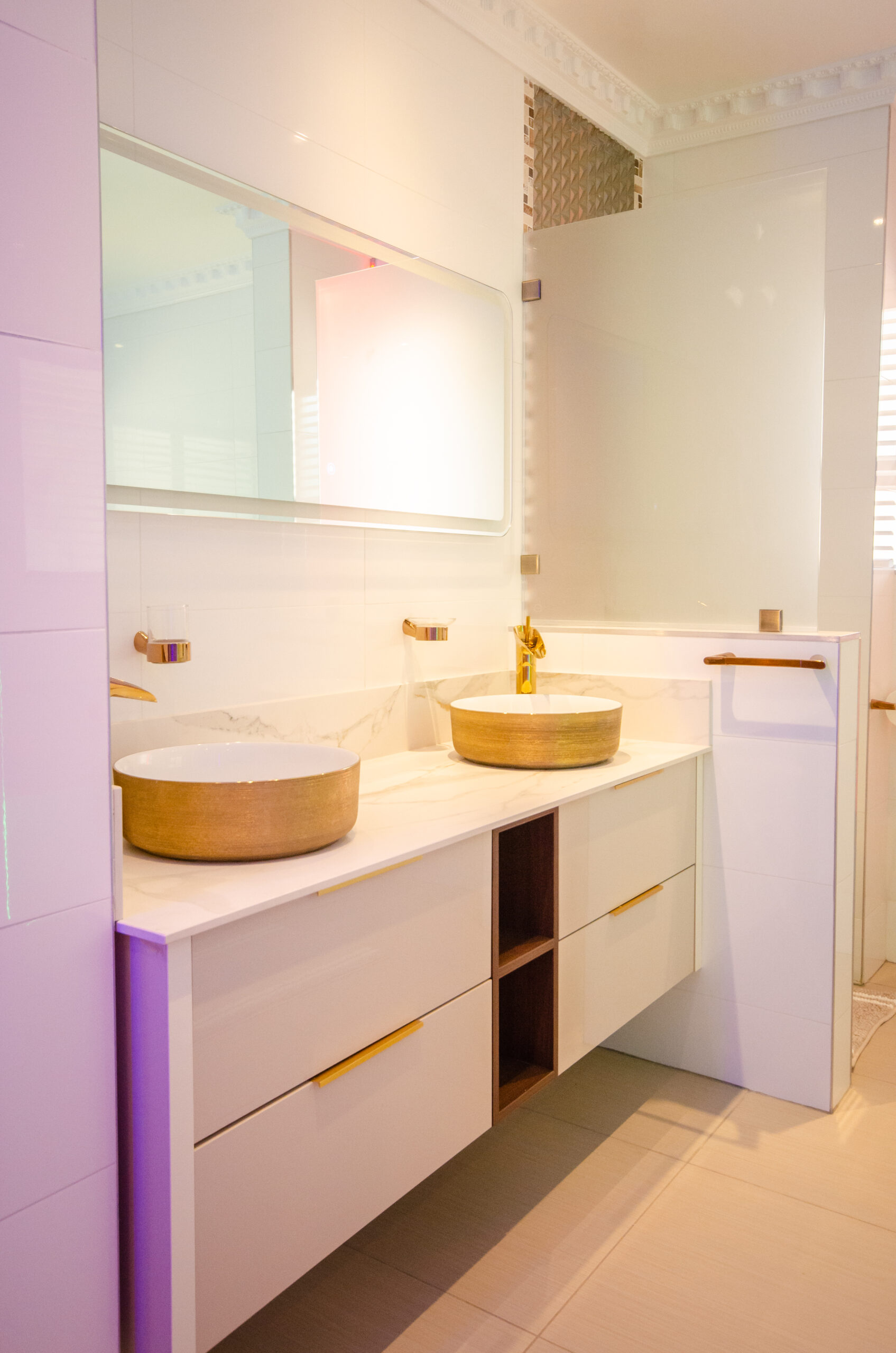 Bathroom vanity design