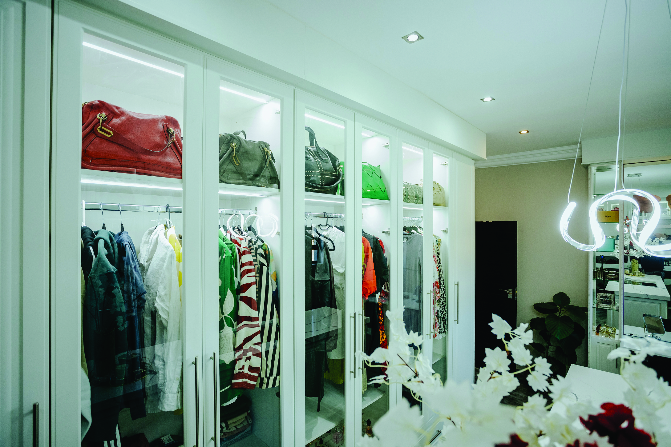 Built-in cupboard / bedroom design