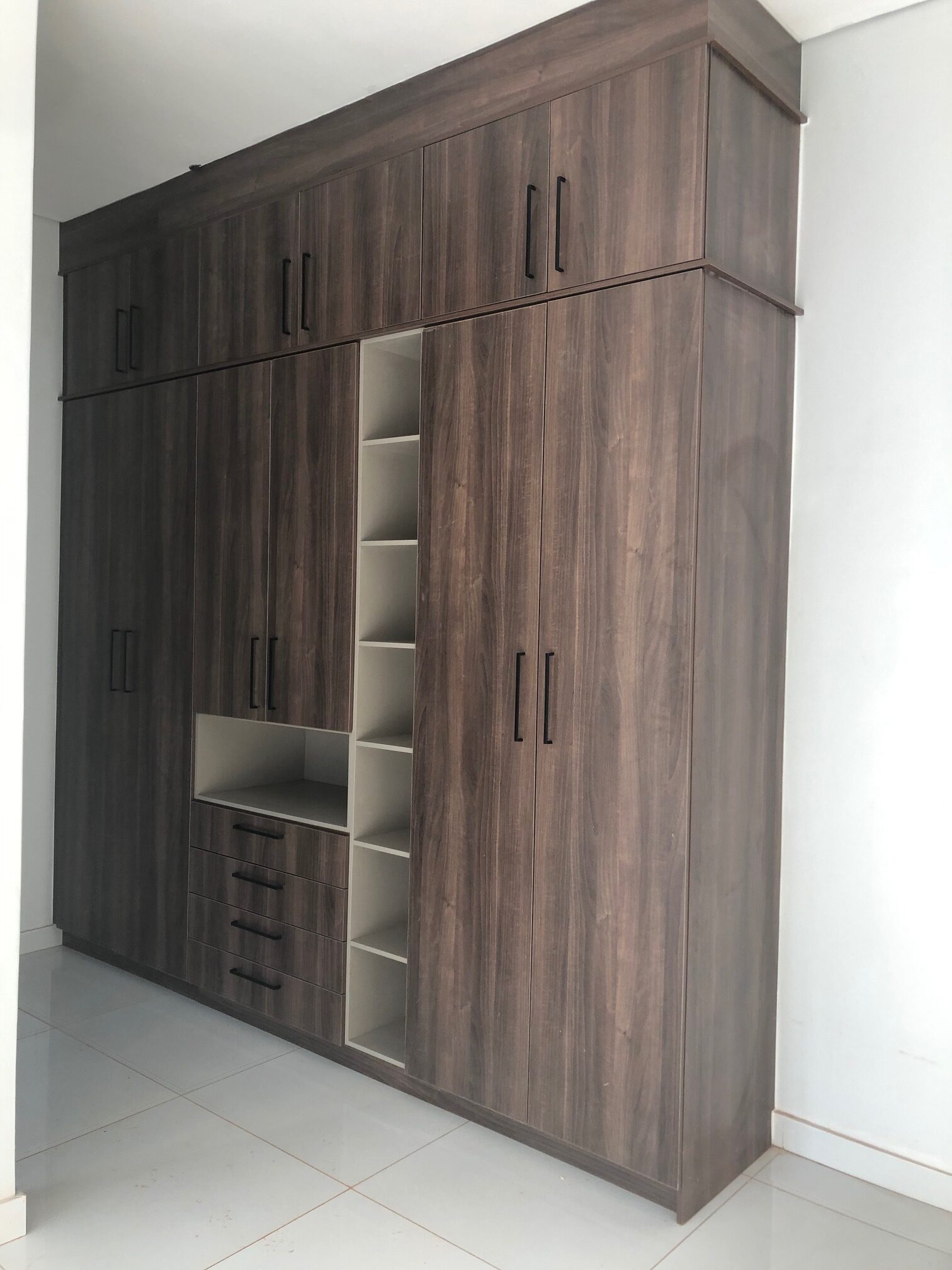 Built-in cupboard / bedroom design