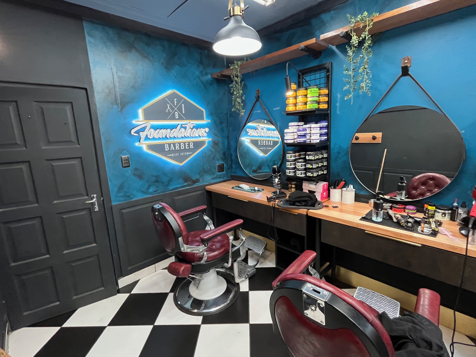Interior design feature