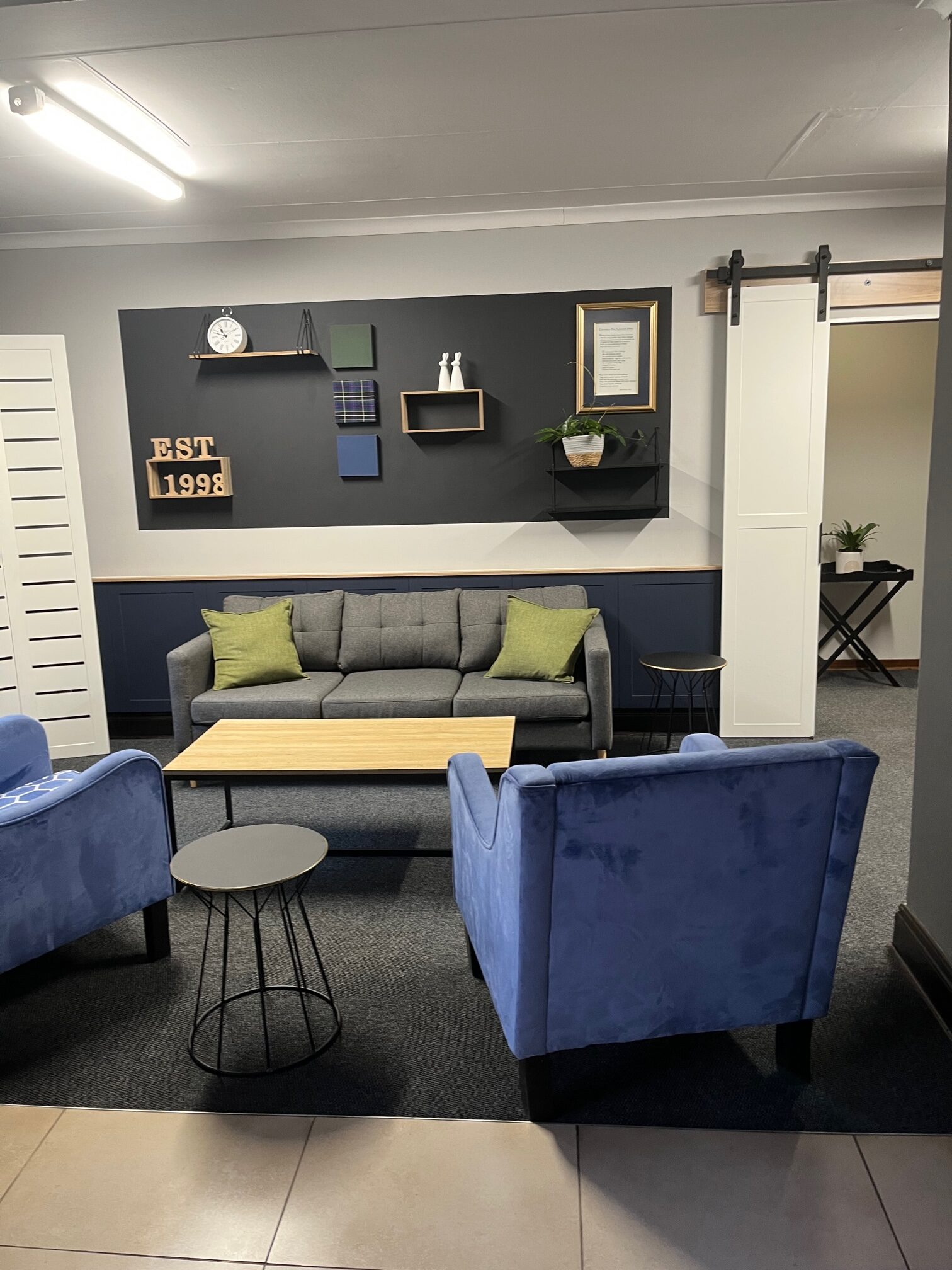 Interior design feature